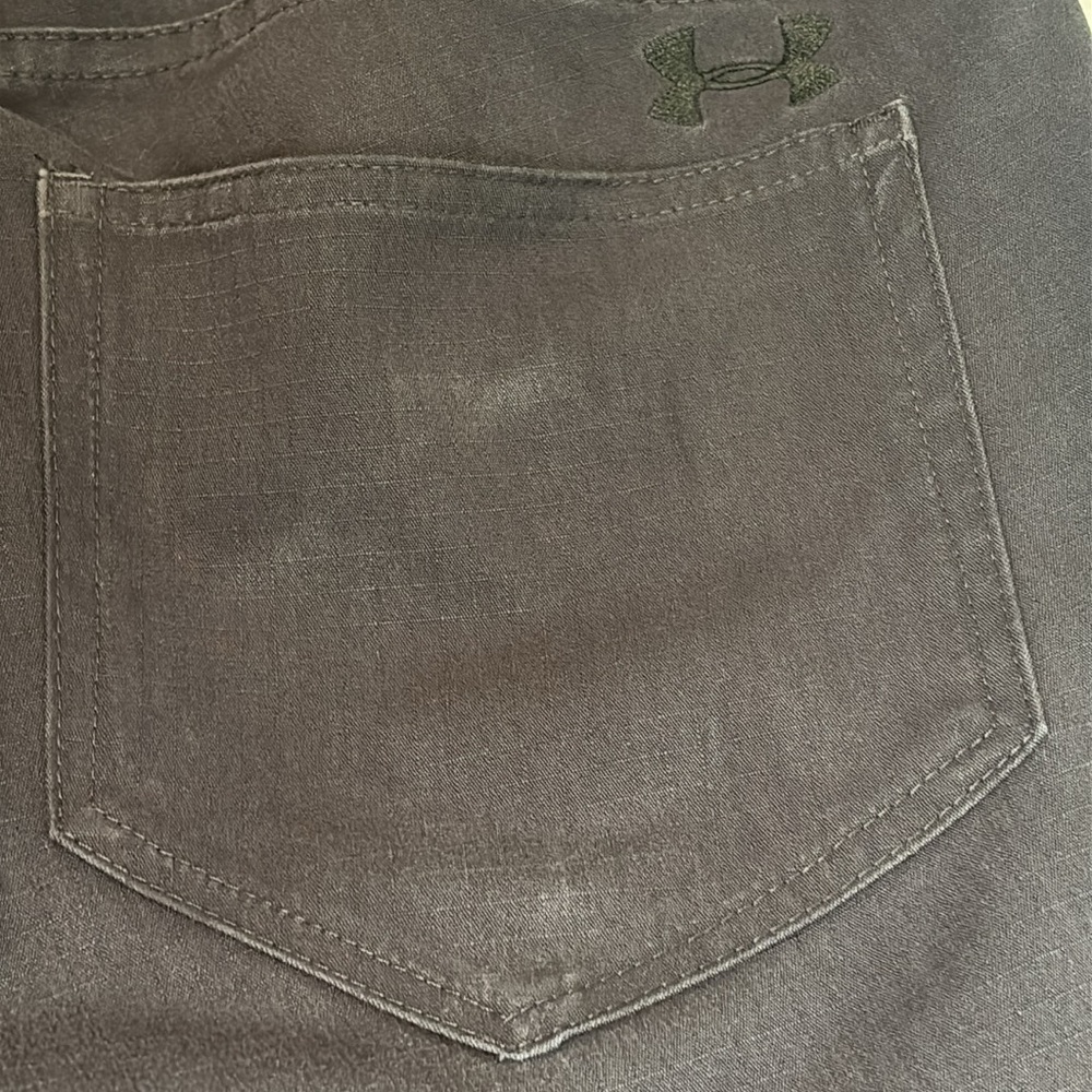Under Armour Men’s UA STORM Tacticsl Patrol Pants in Dark Gray - Picture 8 of 11